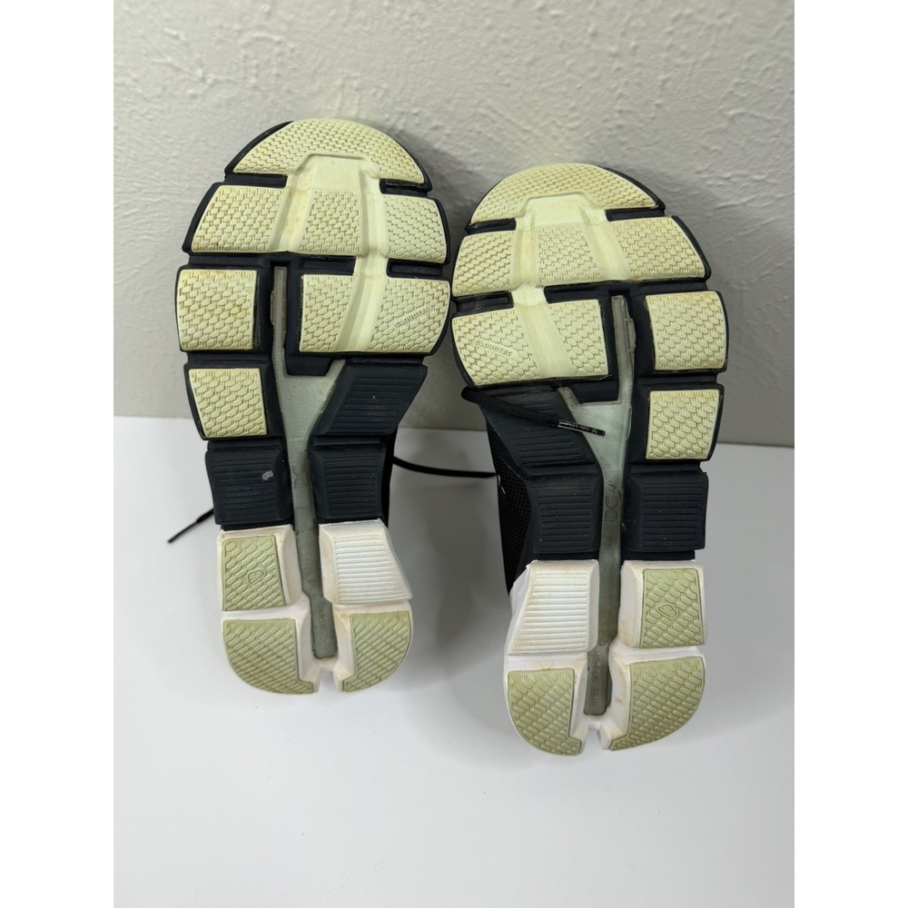 On Cloudflyer Shoes Womens Size 7 White Black Green Running CloudTec Helion - Picture 3 of 6